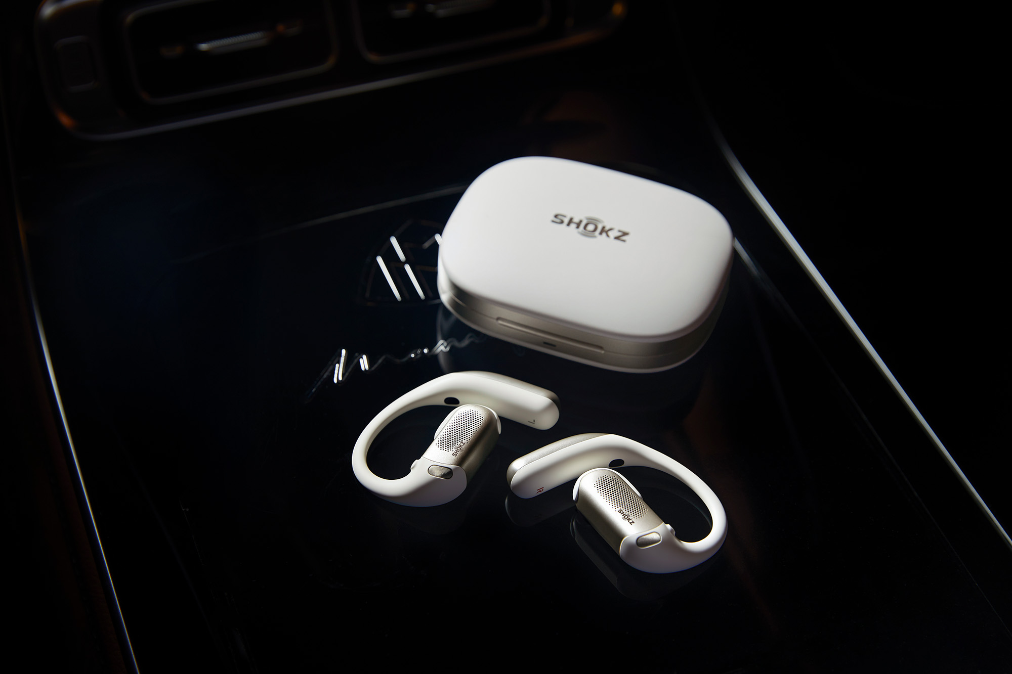 CES 2026: The audio gear we want to chase, carry, and crank插图1