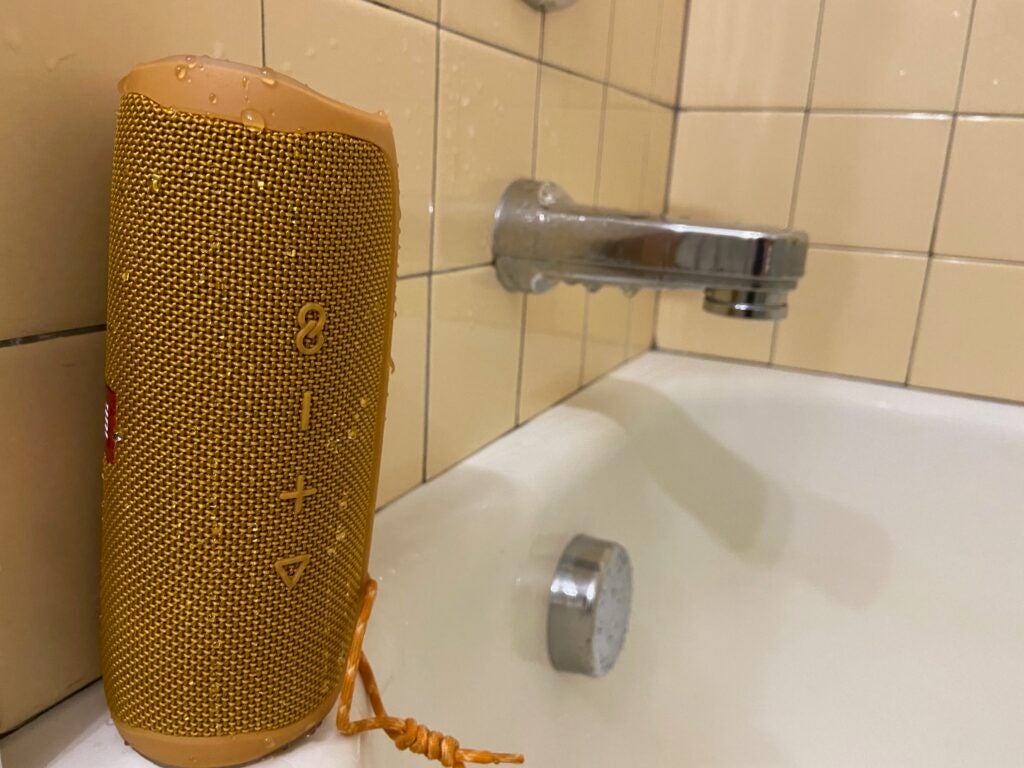 jbl flip 5 wireless speaker in the shower