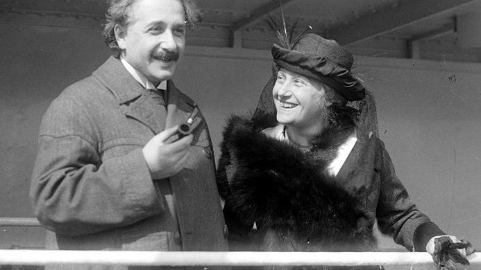 Albert Einstein and Elsa Einstein in black and white