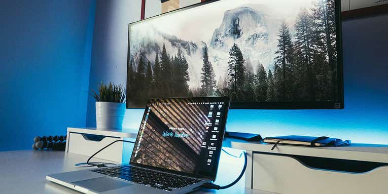 How to set up a second monitor for your computer