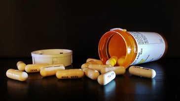 Antibiotic pills which are one of the causes of recurrent UTIs
