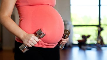 Is it safe to lift weights while pregnant?