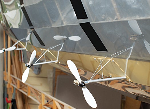 Clemens copied the Macon's exterior look, the number of motors and helium bladders, the internal frame, and more. But there were a few necessary deviations. He tried to find a way to house the propellers' motors inside the airship, as in the original, but the extra connective parts would have added too much weight. Ultimately he placed each motor on the exterior by the propeller it controls. And because the interior cabin didn't affect the flight characteristics, he didn't try to replicate its original details.