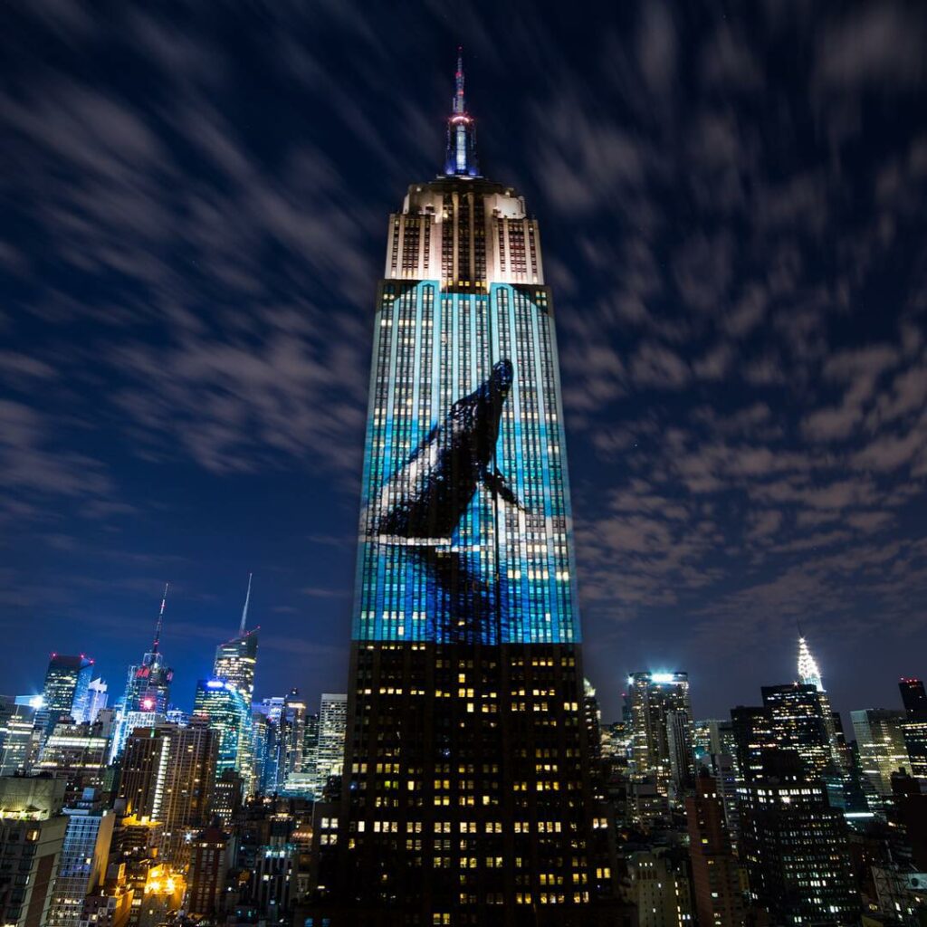 Cheetahs, blue whales, eagles, monkeys, leopards, wolves, and manta rays pranced, swam and leapt across the Empire State Building on <a href="http://www.theverge.com/2015/8/2/9086831/endangered-species-empire-state-building-racing-extinction">Saturday</a>. Endangered species were <a href="http://mashable.com/2015/08/02/endangered-animals-empire-state-building/">projected</a> onto the iconic skyscraper to raise awareness of animals in peril, and to promote the new documentary <em>Racing Extinction</em> that premieres on <a href="http://www.racingextinction.com/the-film/">The Discovery Channel</a> in December.