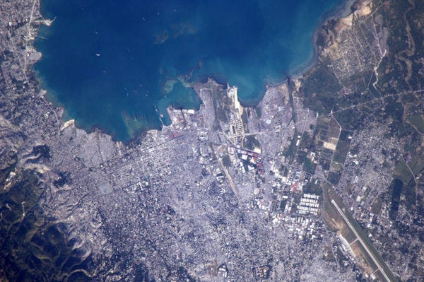 Flew over Port_Au_Prince of Haiti this afternoon. Our thoughts and prayers to Haiti people, from ISS.
