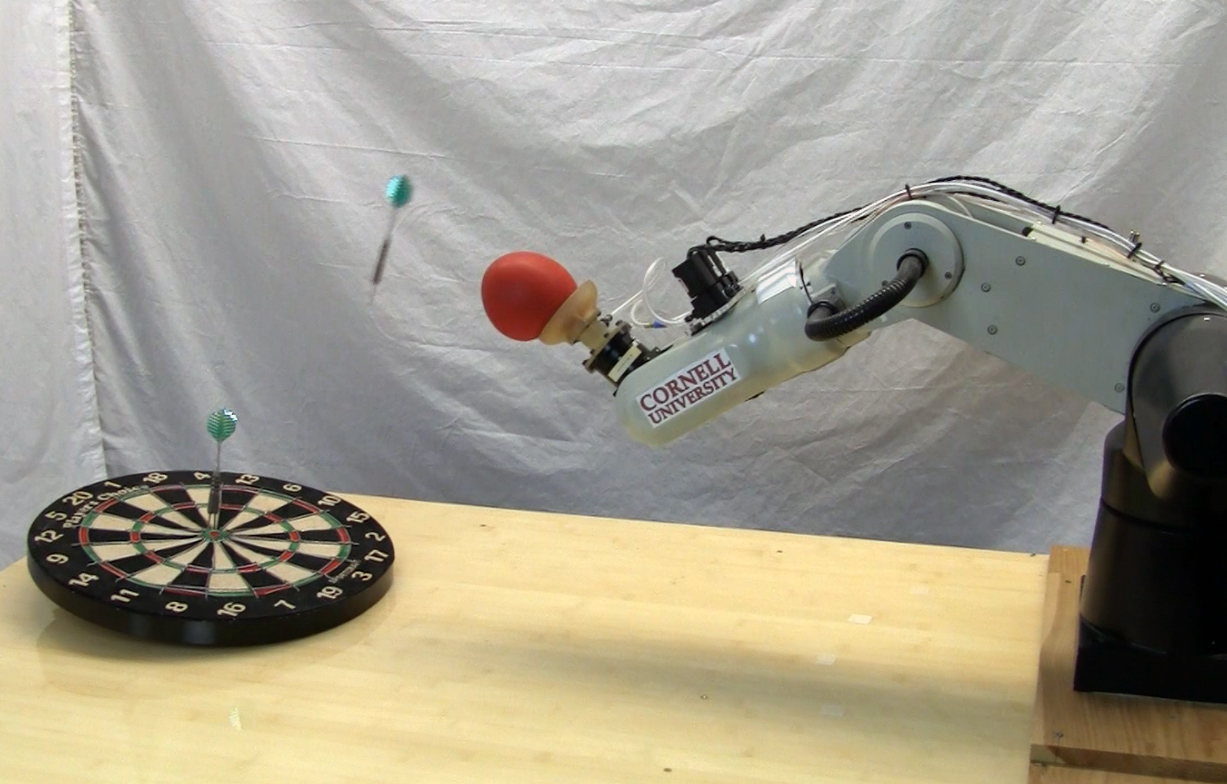 Video: Coffee-Filled Robot Paw Learns How to Throw