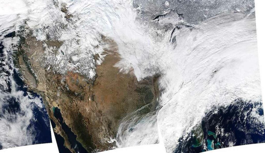 Happy New Year, East Coast! Here is your first winterpocalypse of 2014, as seen from space. <em>From January 3, 2014</em>
