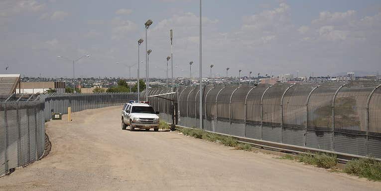 Texas Congressmen Call for Electromagnetic Pulse Guns on the Border