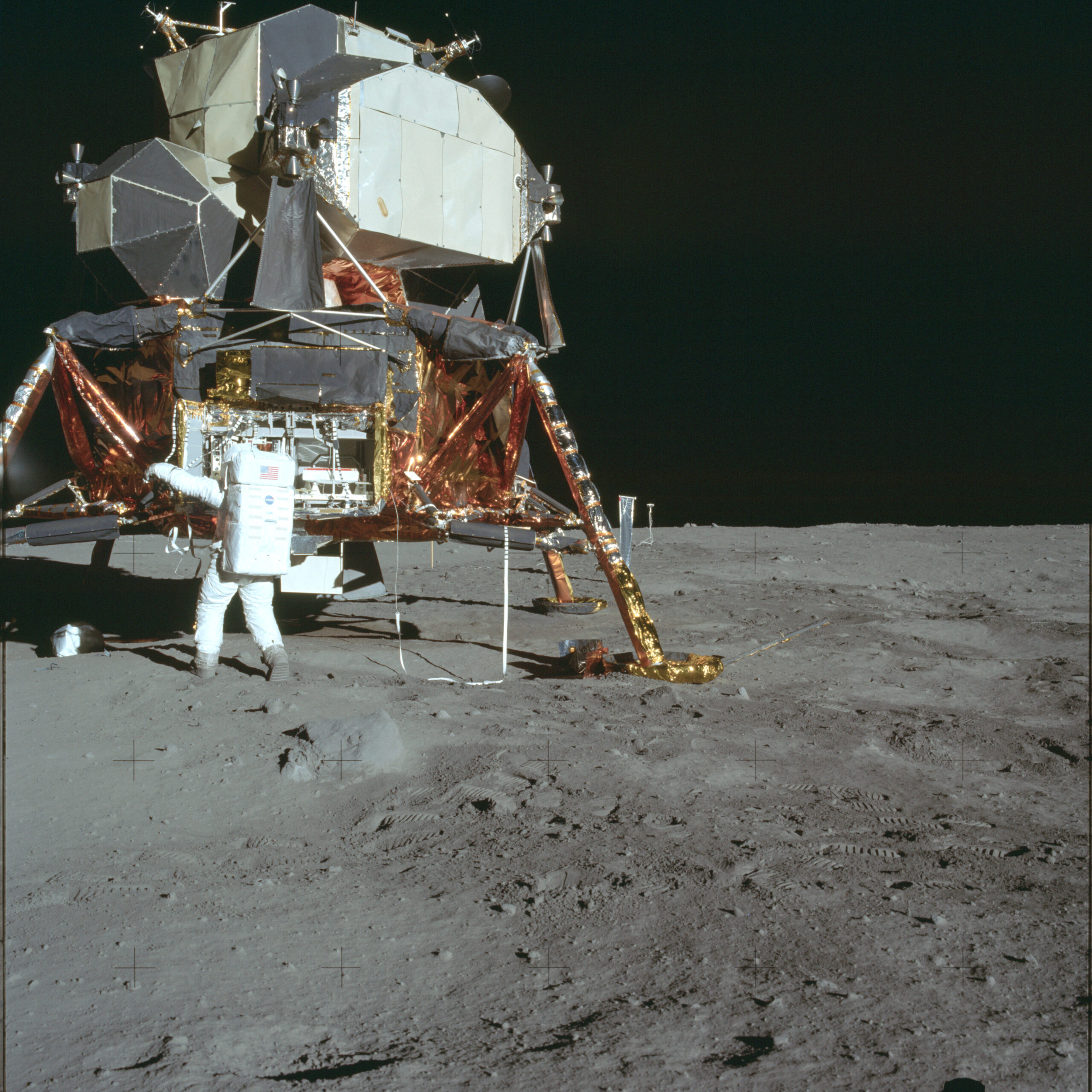 How Apollo 11’s astronauts spent their 22 hours on the moon