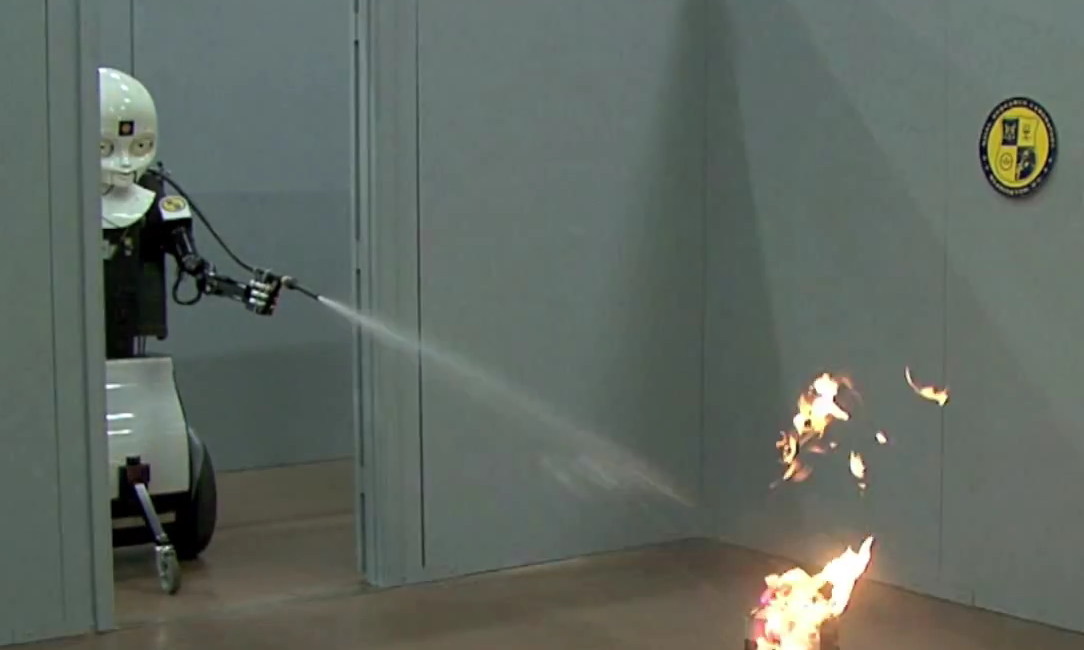 Video: The Navy’s  ‘Shoulder-to-Shoulder’ Firefighting Robot’s First Trial By Fire