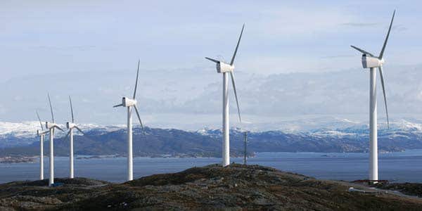 General Electric Gives Gearless Wind Turbines a Big Boost