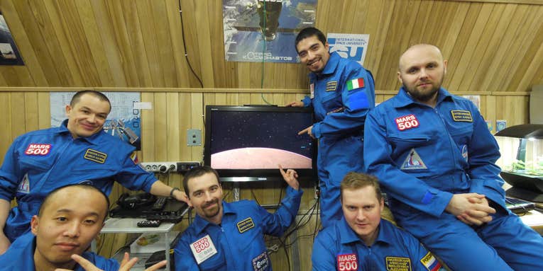 Earth-Based Mars500 Crew Breaks Endurance Record For Longest “Space” Mission