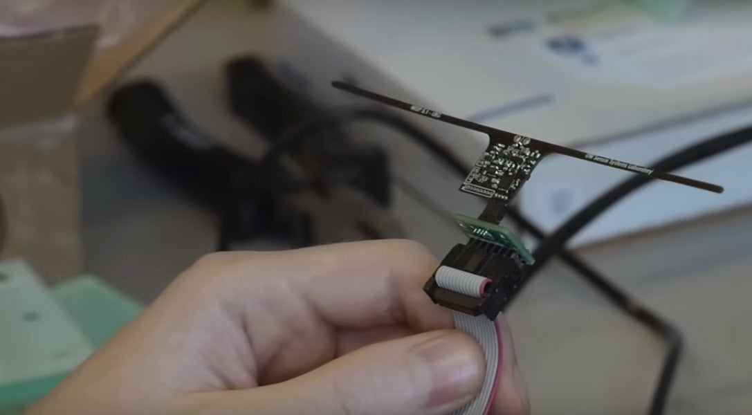 WISP Is A Tiny Wireless Computer That Draws Power From Radio Waves