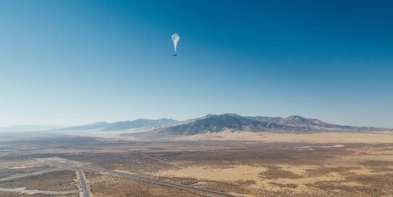 Sending wireless data 372 miles between two balloons takes really good aim