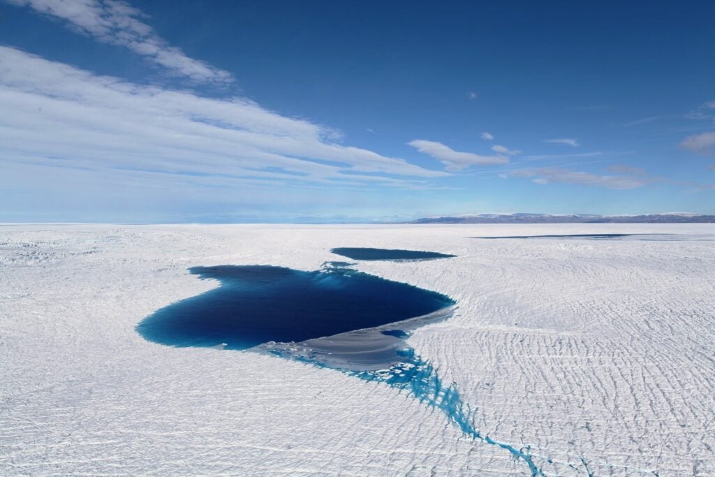 Supraglacial lake
