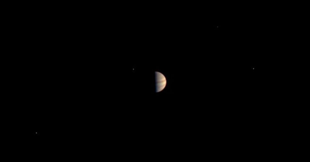 Juno's first image