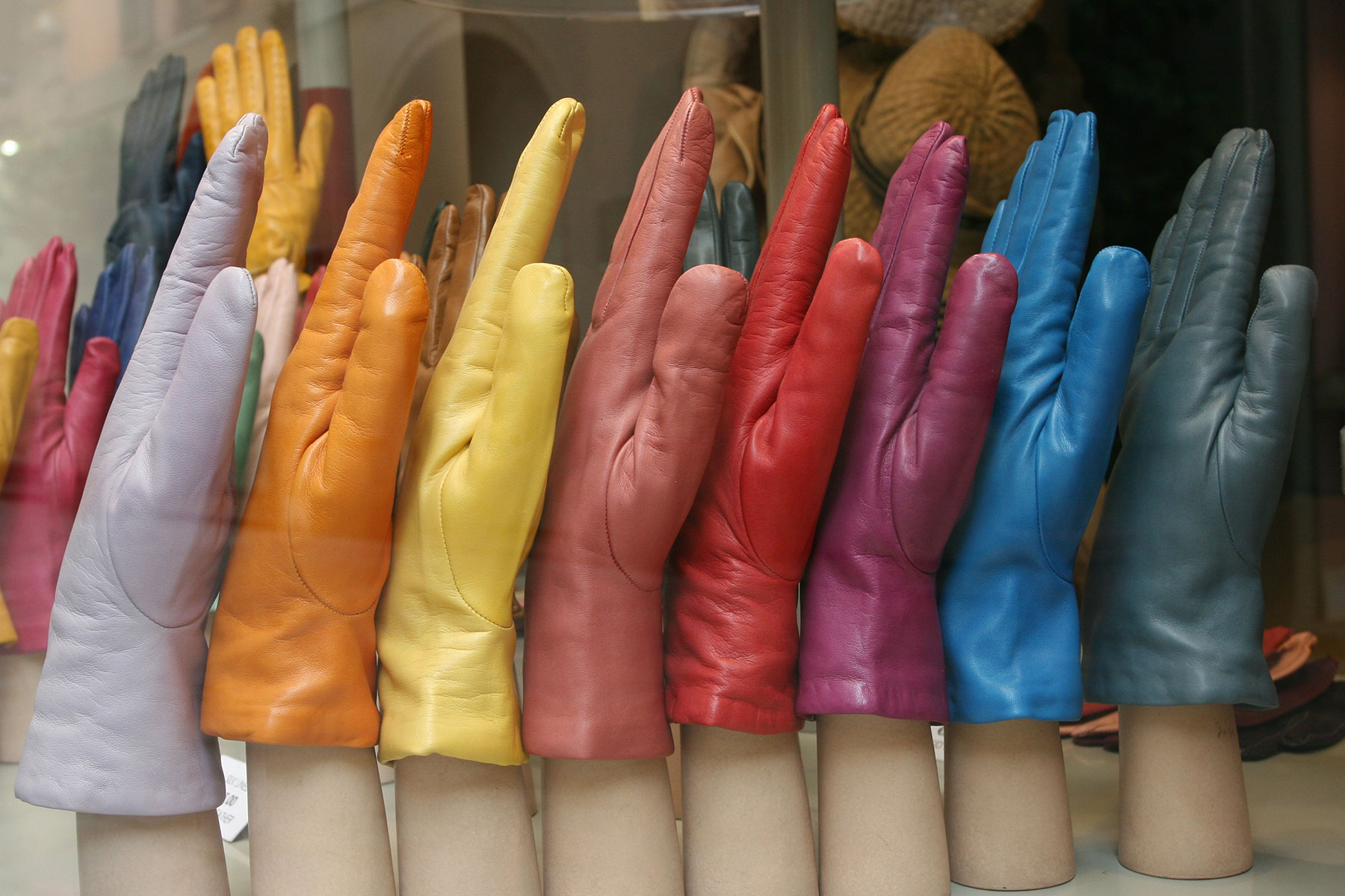 How to make touchscreen-sensitive gloves