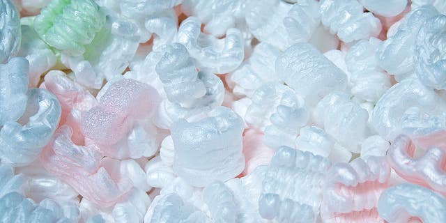 Recycled Packing Peanuts Could Make Batteries Better