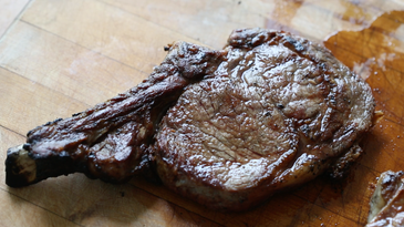 The Science Of Grilling: What Makes Steaks Juicy?