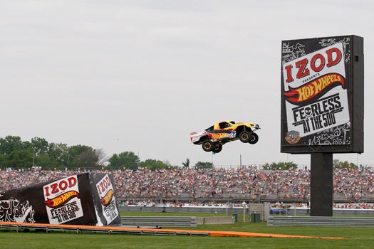 After clearing a 200-foot gap, Tanner Foust destroyed the standing world record for a four-wheel jump by 31 feet.
