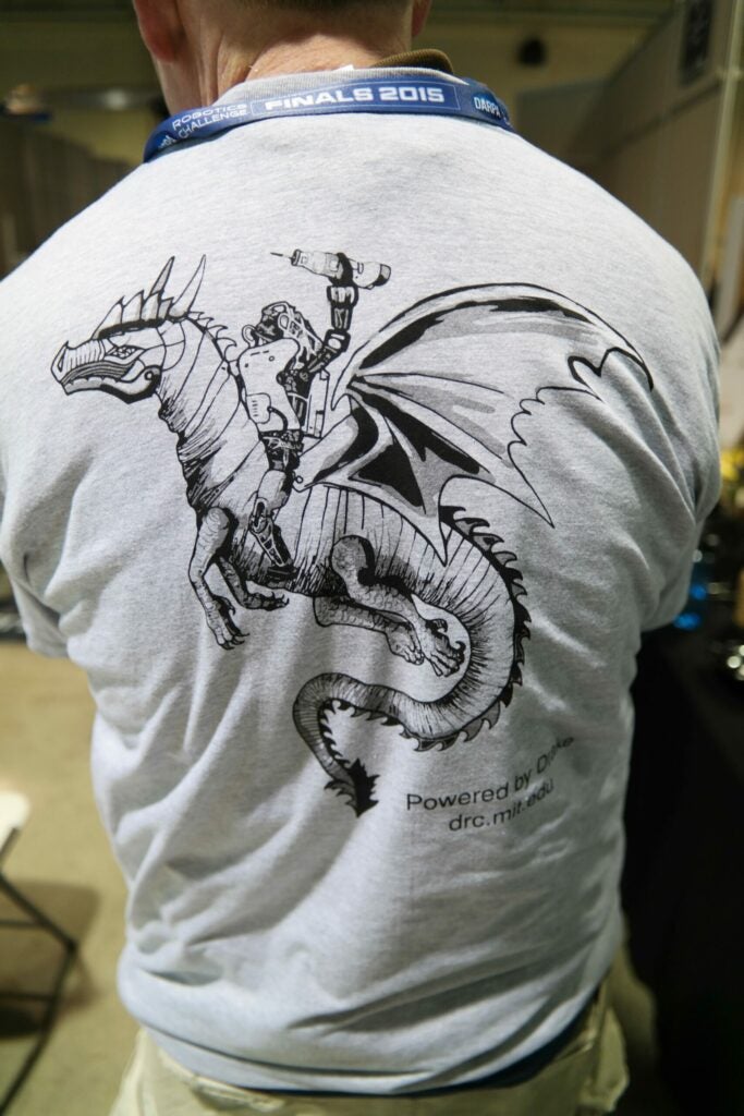 Team MIT's Uniform T-Shirt With a Dragon on the Back