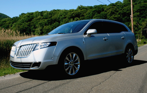 The 2010 Lincoln MKT handles well, despite a long wheelbase that means plenty of interior room.