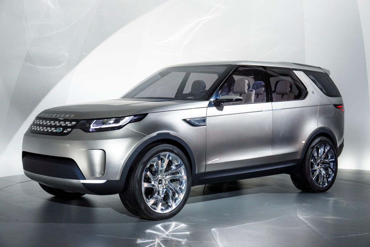 Land Rover Discovery Vision Concept Previews ‘Augmented Reality’ Display and Gesture Control