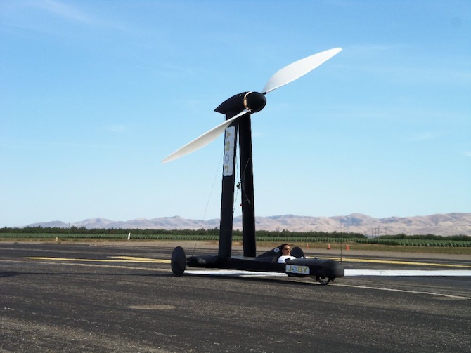 Wind-Powered Car Travels At Twice the Speed of the Wind