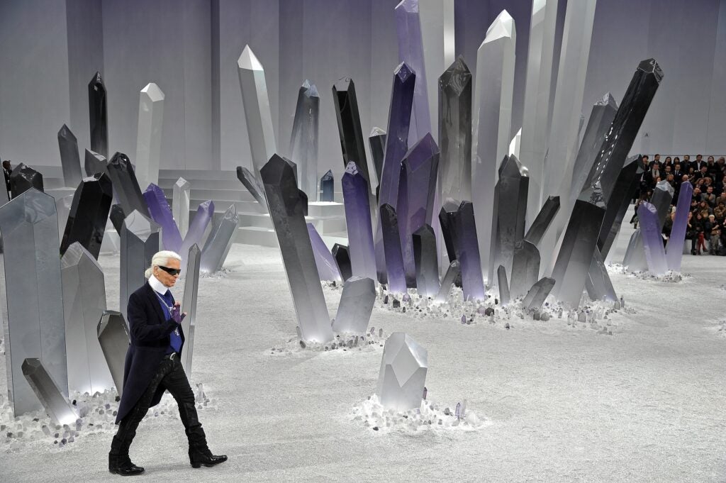 <a href="http://io9.com/5891330/karl-lagerfeld-holds-a-fashion-show-in-supermans-fortress-of-solitude">io9</a> points out that the Chanel show in Paris this week is oddly reminiscent of Superman's Fortress of Solitude. But more fashiony.