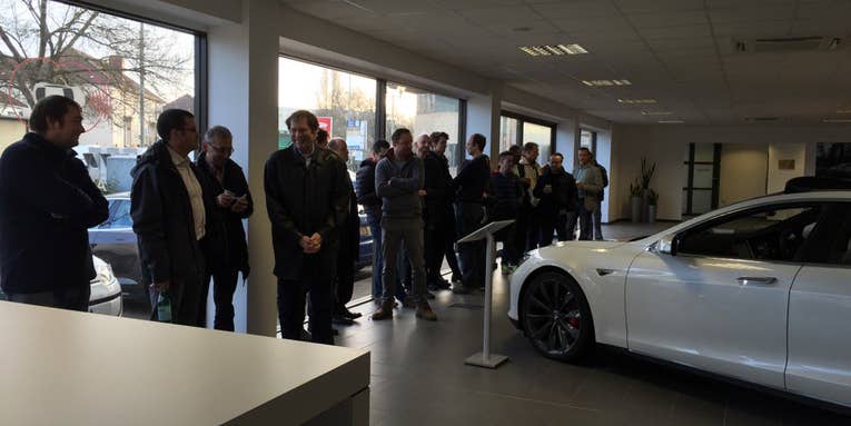 Tesla Model 3 Orders Start As Buyers Wait In Line Outside Stores
