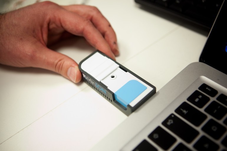 DNA Sequencer Plugs Right Into Your USB Port, Analyzes Your Genome