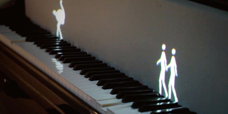 Learn Piano By Watching These Dancing Holograms