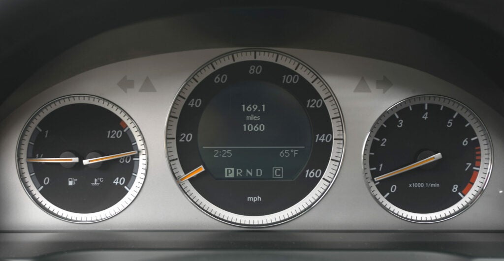 One of the C300's notable features is its vivid seven-inch retractable color dashboard display.