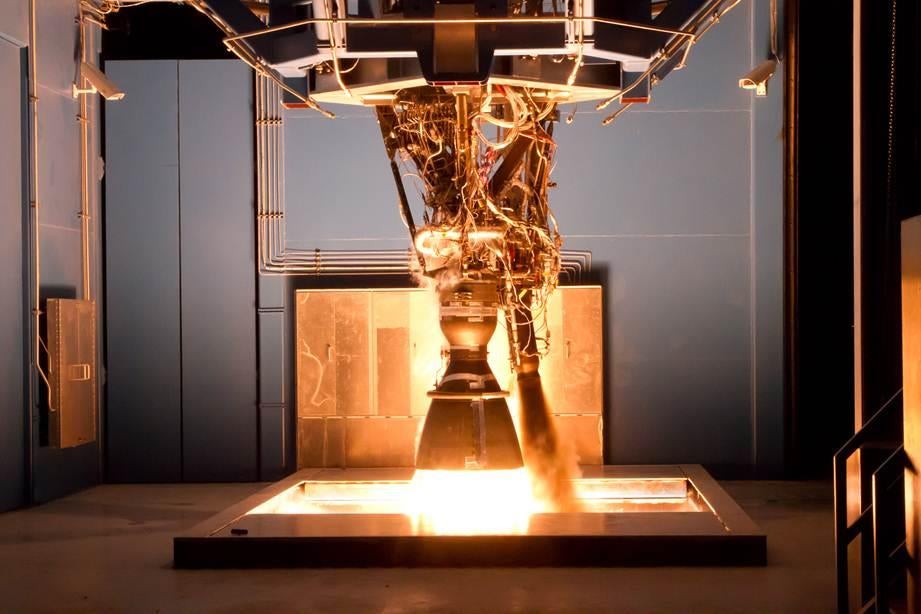 SpaceX Merlin 1D test fire