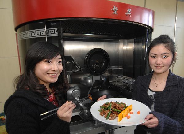 Student-Created Wok Robot Can Cook 600 Chinese Dishes