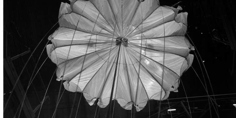 When NASA Repurposed the Vehicle Assembly Building for Parachute Tests