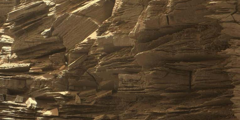 Curiosity Sends Back Some Final Photos Of Martian Buttes