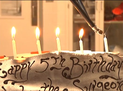 Video: DaVinci Surgery Robot Celebrates Its Fifth Birthday
