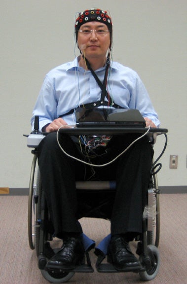 Toyota Demonstrates a Wheelchair Controlled With Brain Waves