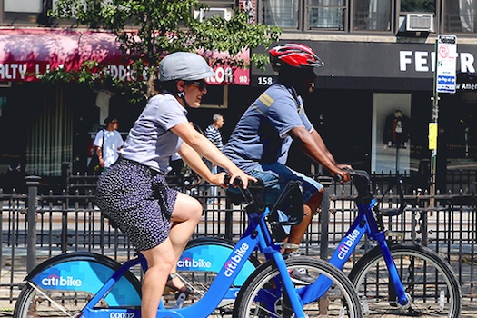 How Biking In Traffic Affects Your Body