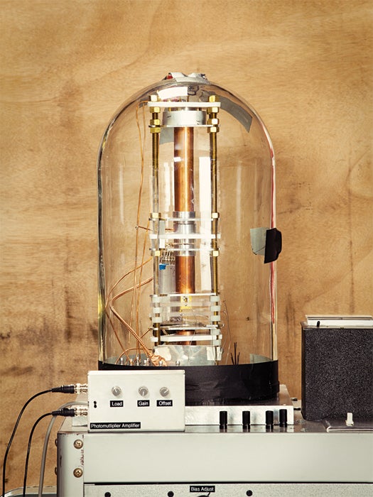 The bell jar that houses the microscope's component