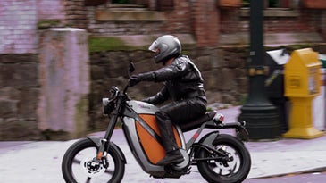 Test Drive: Brammo Enertia All-Electric Motorcycle, Coming to a Best Buy Near You