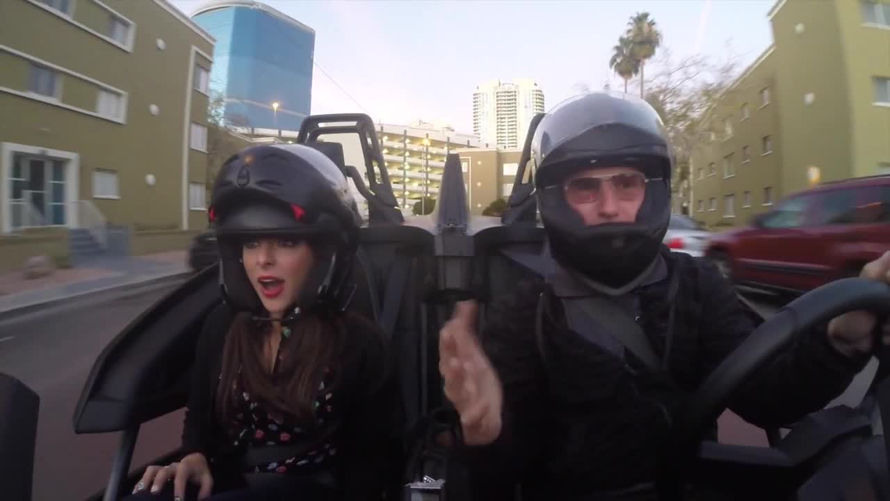 CES 2015: Zipping Around Las Vegas In The 3-Wheeled Polaris Slingshot [Video]