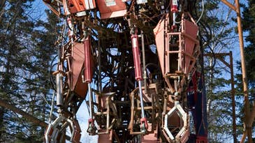 Army mechanic’s garage tinkering yields 18-foot mecha exoskeleton