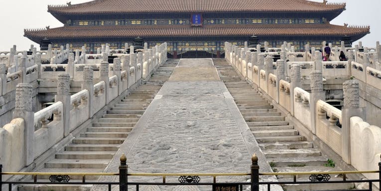 Friction Physics Reveals Details Of How People Hauled 100-Plus-Ton Stones To China’s Forbidden City