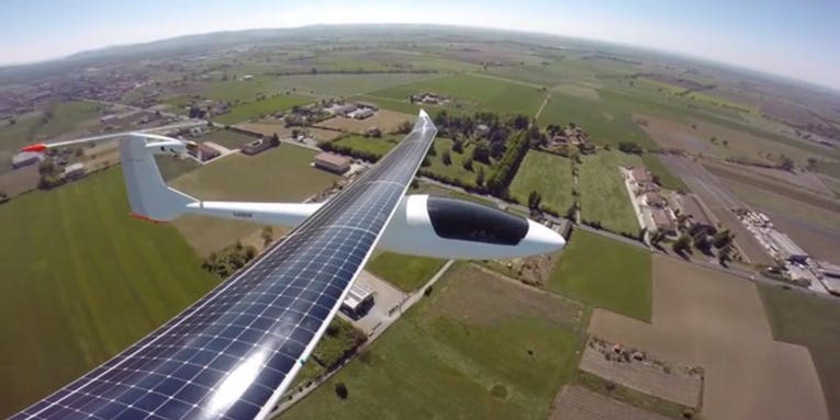 Watch A Solar Plane Fly Over Milan Countryside [Video]