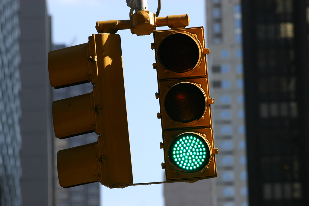 Giving Traffic Lights a Mind of Their Own Can Reduce Congestion