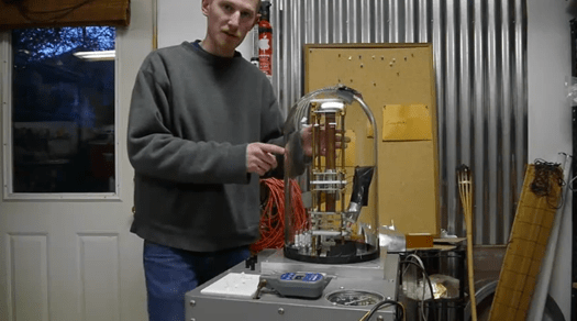 Video: A Tour of a Homemade Scanning Electron Microscope