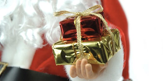 FYI: How Long Would It Take Santa To Deliver Presents To Every Kid On Earth?