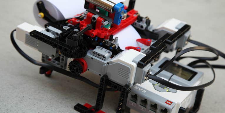 Three Projects That Make LEGO Toys Into High-Tech Tools